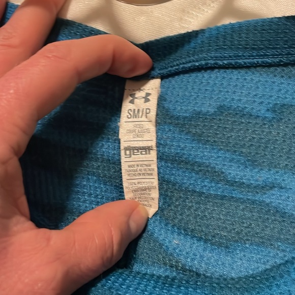 Under Armour Long Sleeve Top-small - Picture 4 of 4